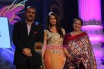 Aishwarya Rai Bachchan at Gr8 Women_s Achievers Awards 2010 in ITC Grand Maratha on 26th Feb 2010 (26).JPG